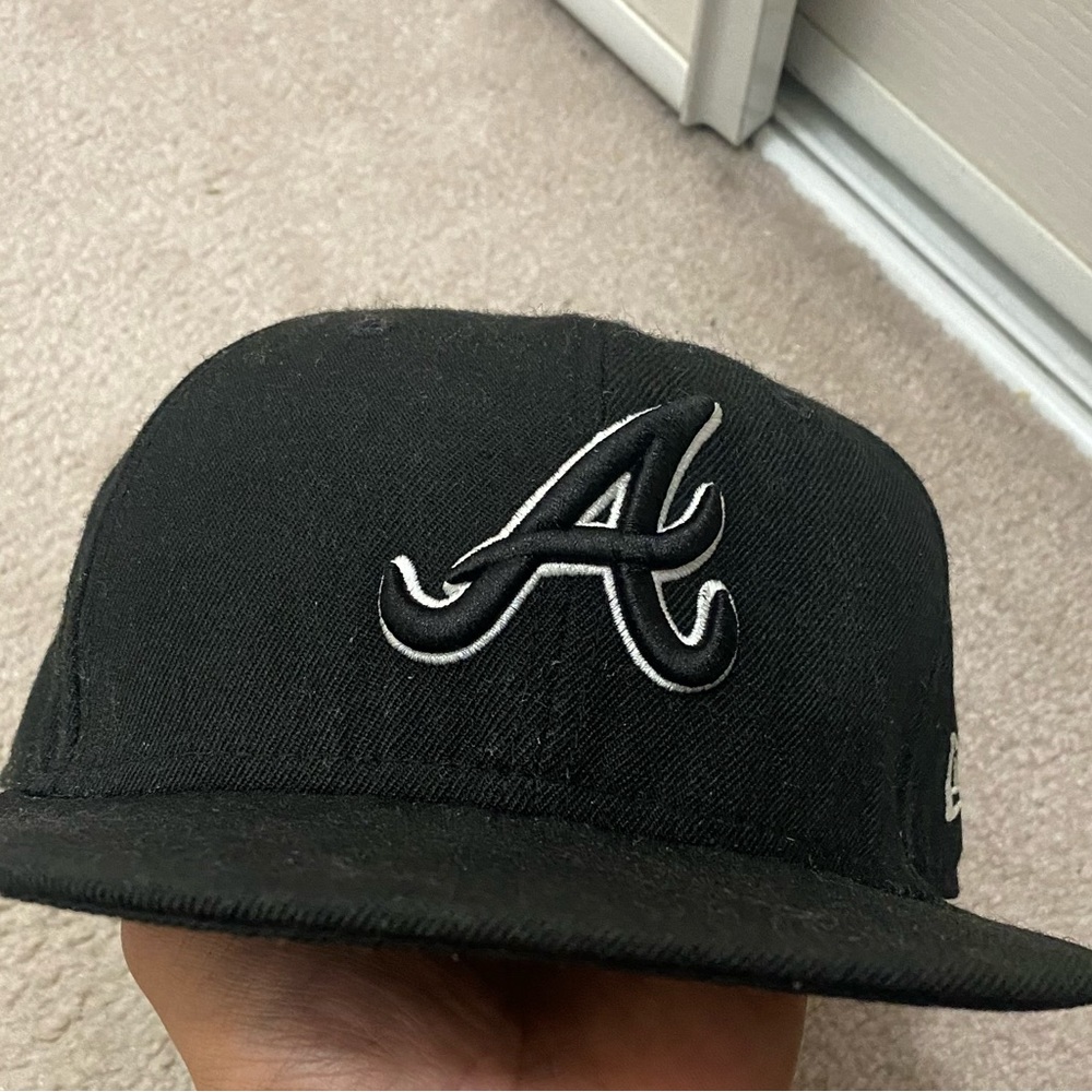 New eRA FITTED hat black size 7 1/4